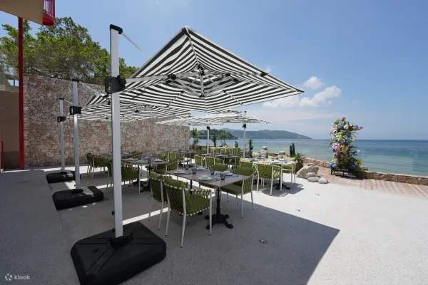 Foto Lingkungan Restoran Hotel